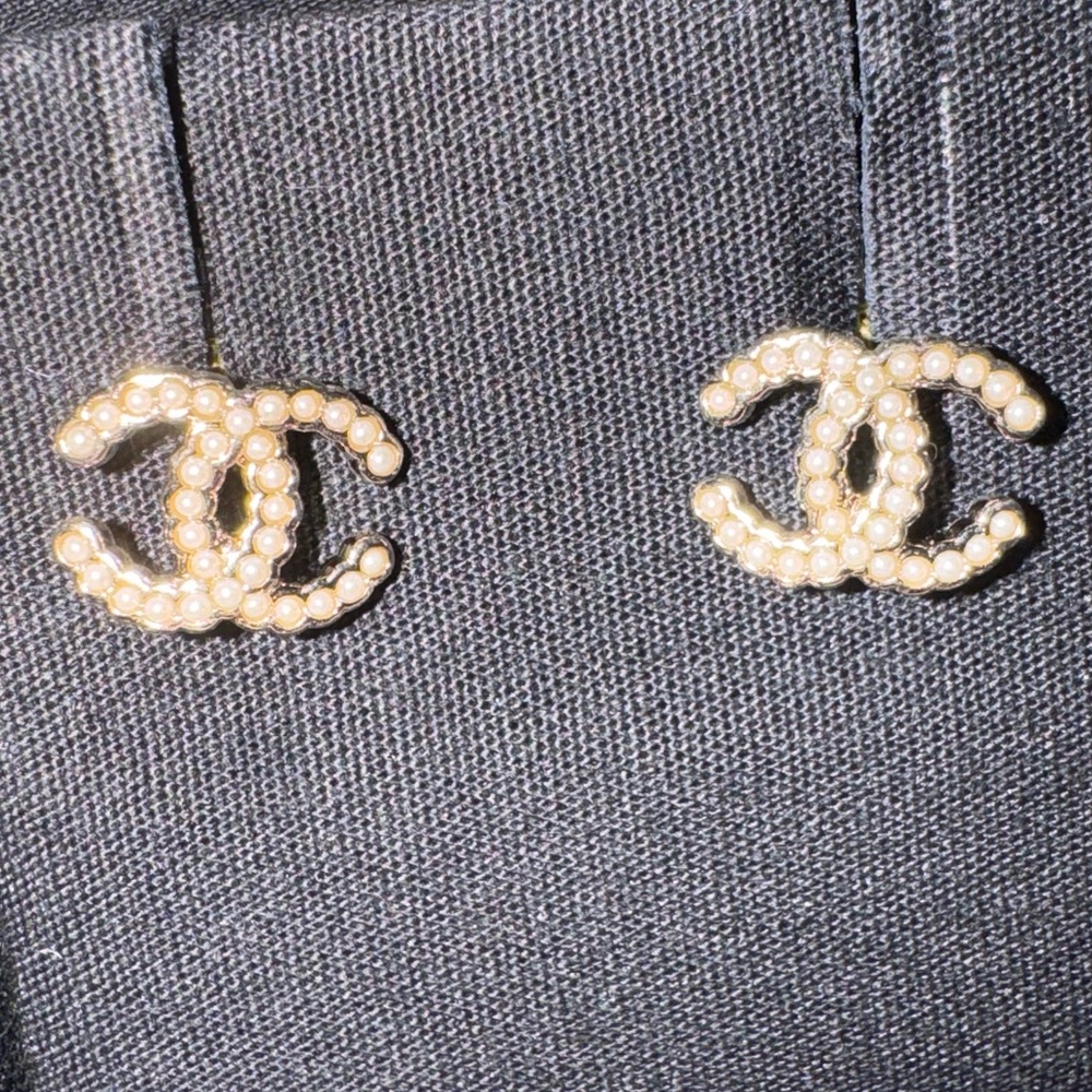 Chanel earrings BNIB